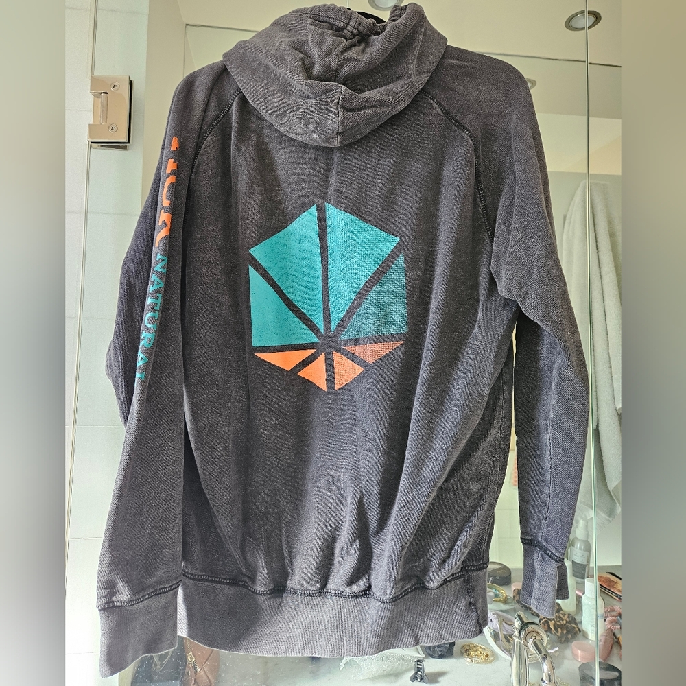 Nantucket ACK Natural Gray/Black Hoodie Sweater - Size Medium